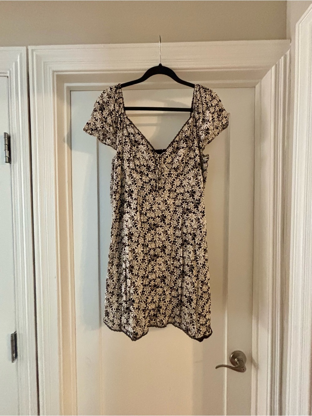 American Eagle Floral V-Neck Short Dress